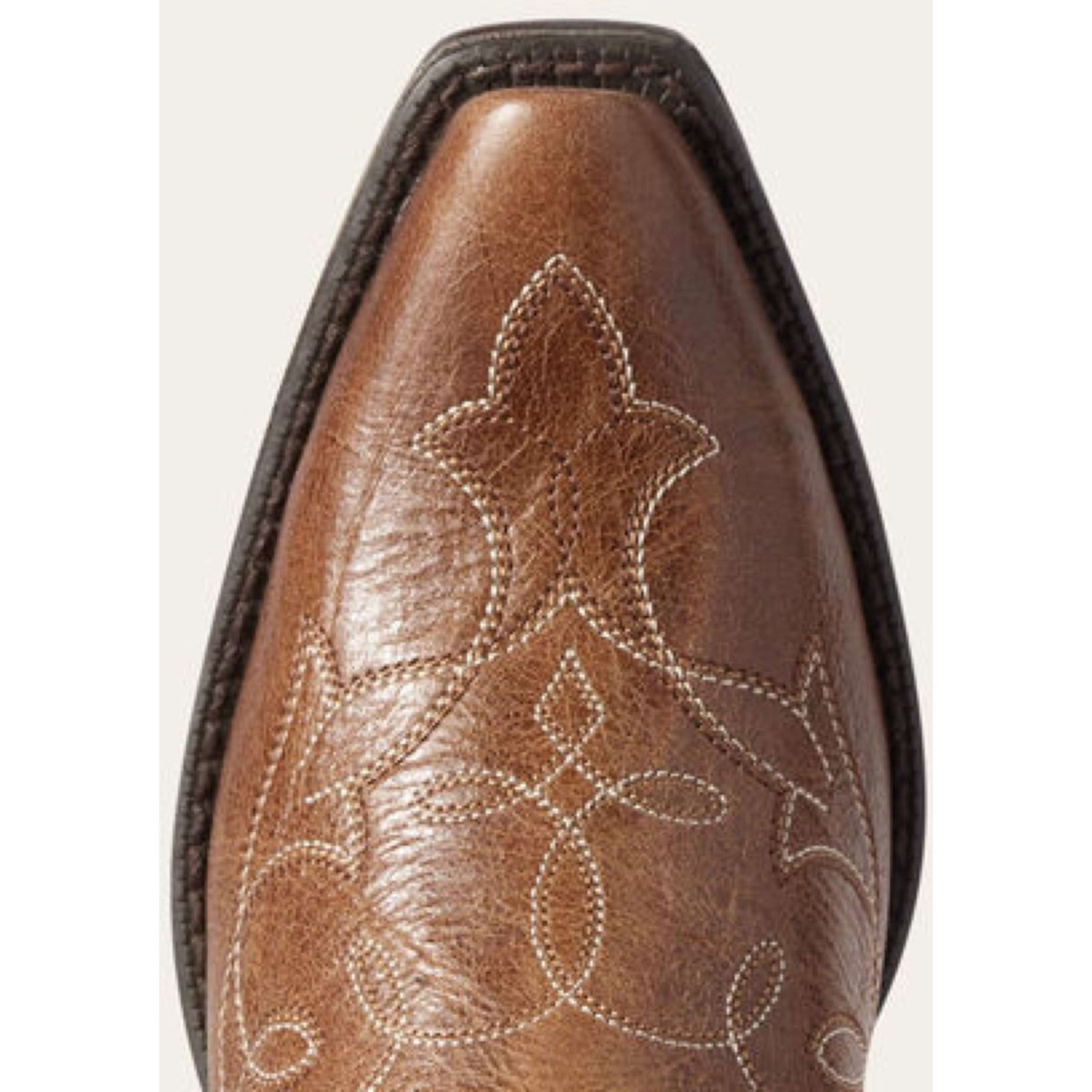 Kowbojki damskie Ariat Heritage D Toe StretchFit, kolor ciemny brąz (Dark Tan)