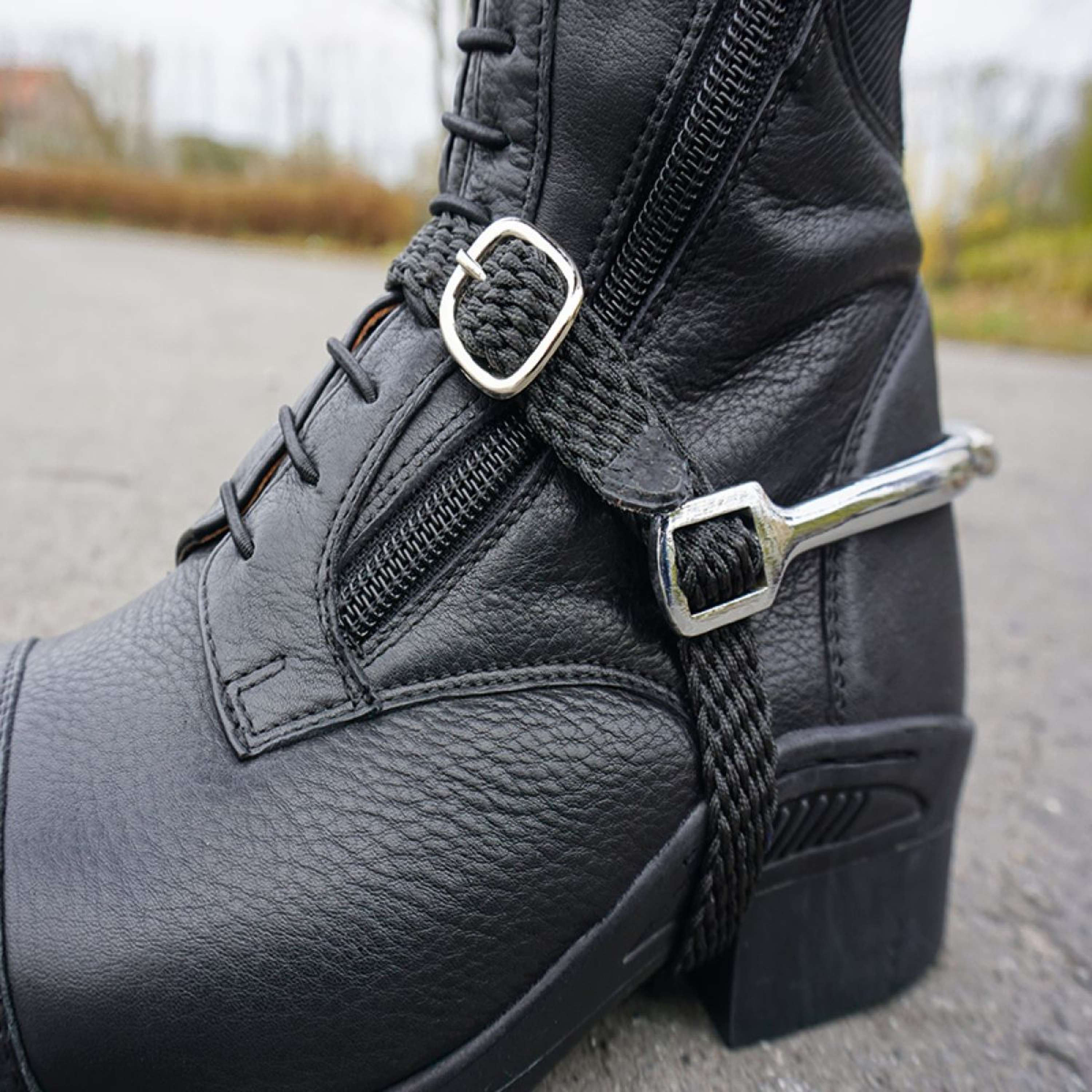 Kavalkade Paski do ostróg pleciony nylon czarne