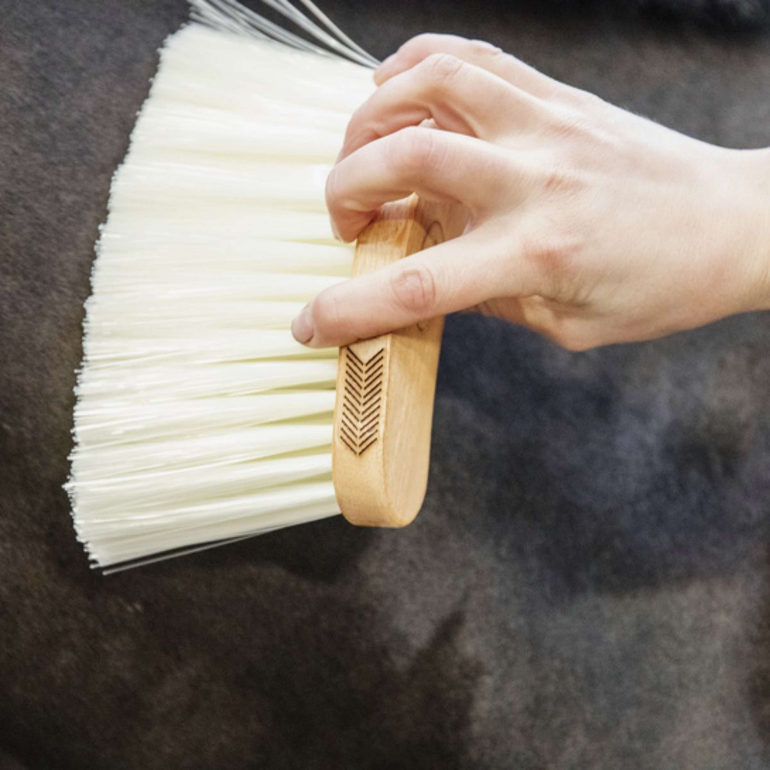 Grooming Deluxe by Kentucky Szczotka Middle Long Naturalny