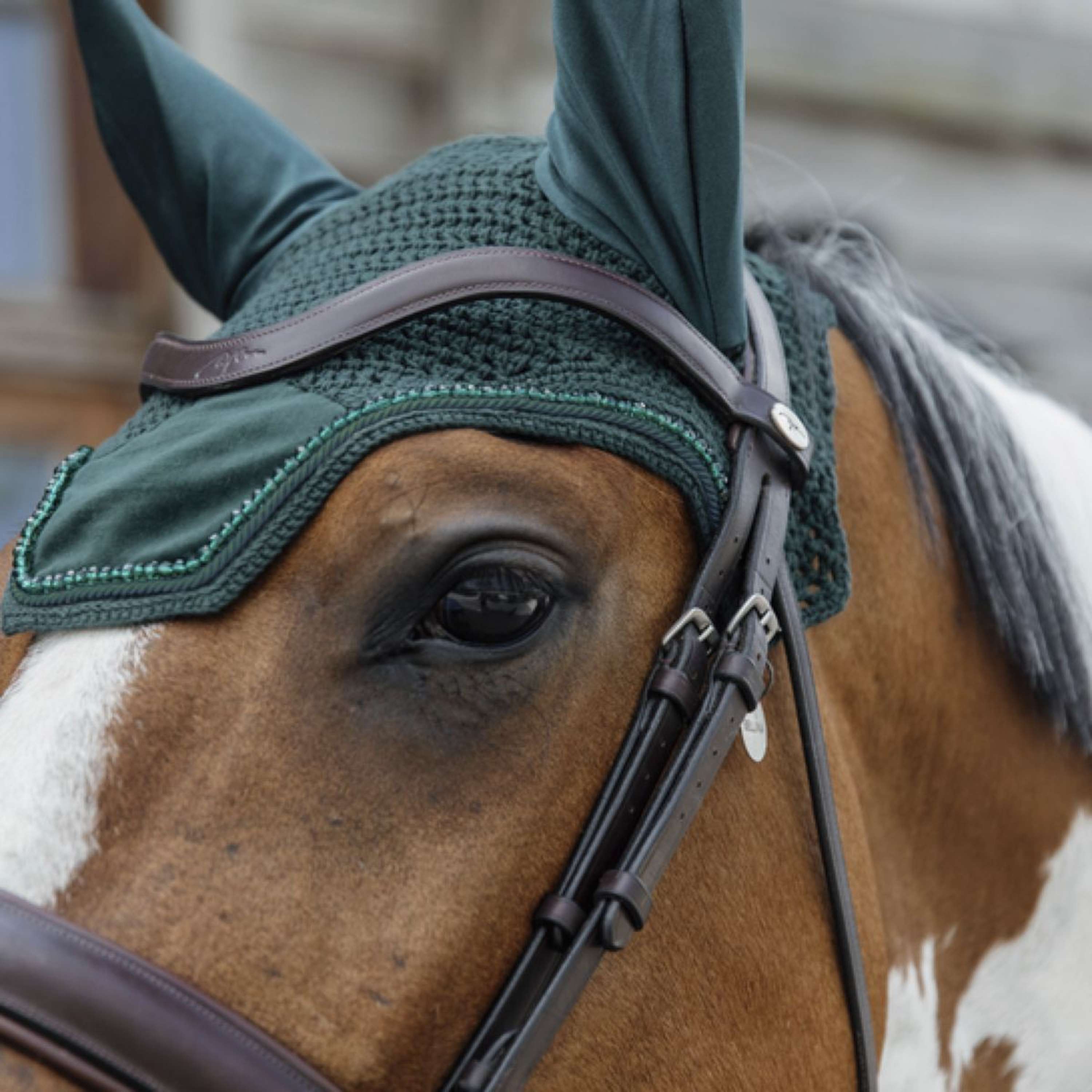 Kentucky Nauszniki Wellington Velvet Pearls Sosnowa Zieleń
