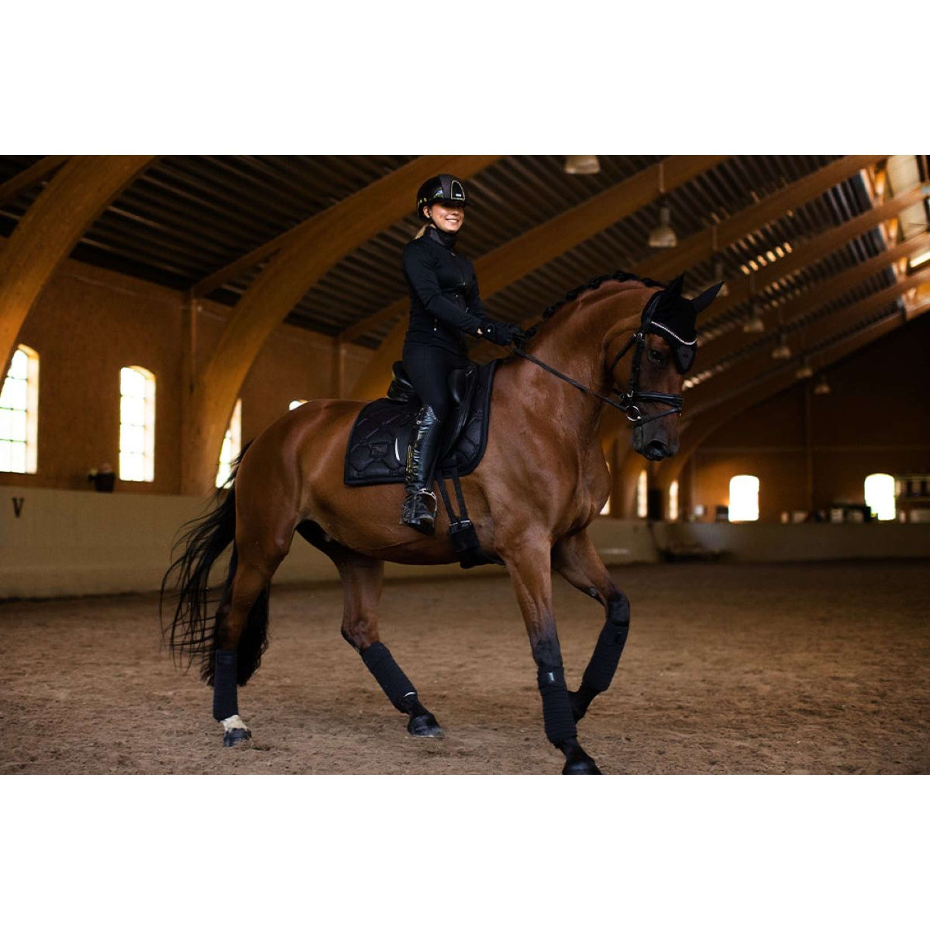 Equestrian Stockholm Nauszniki All Black Glimmer