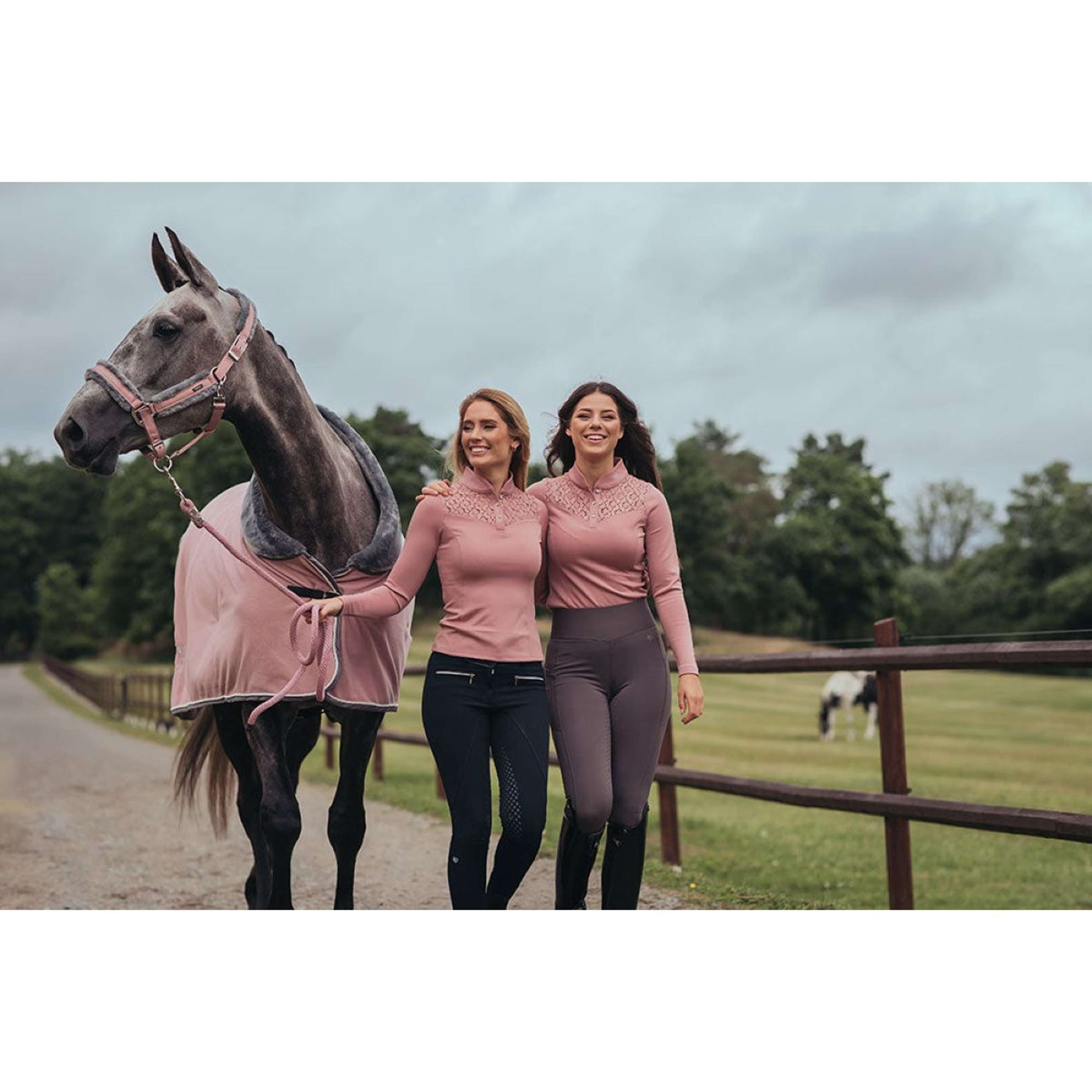 Equestrian Stockholm Kantar z uwiązem z futerkiem różowy