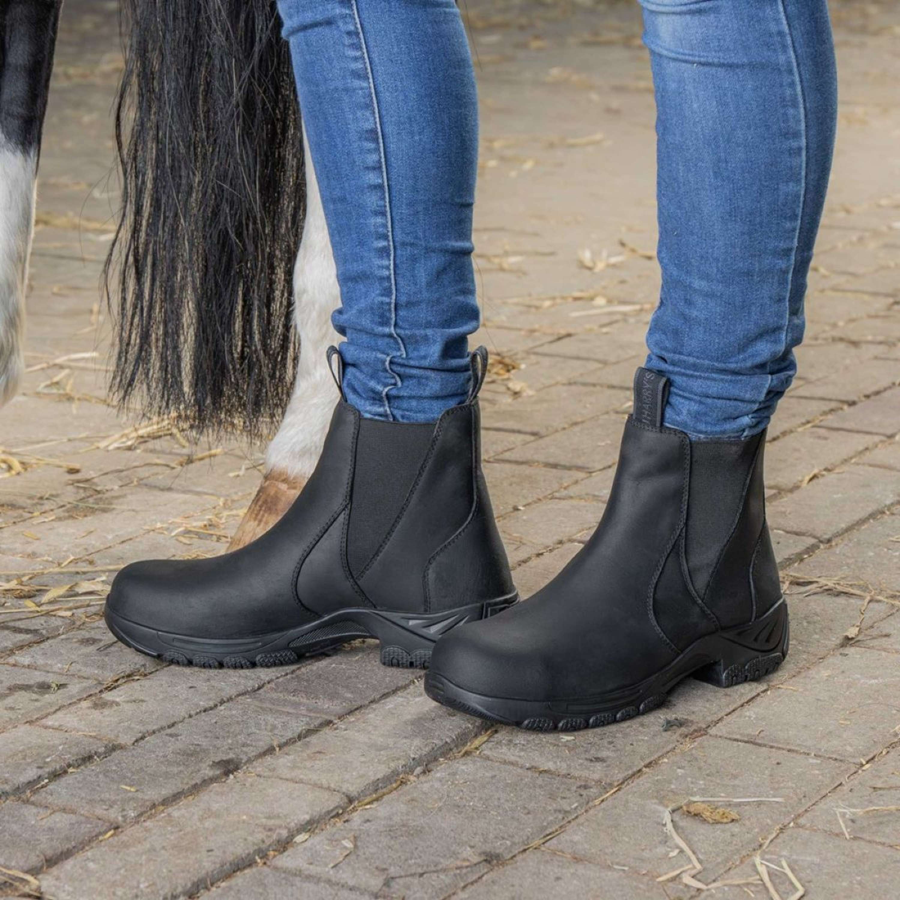 Harry's Horse Buty Stajenne Skórzane z Metalowym Noskiem Czarne