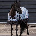 Imperial Riding Derka Padokowa IRHLittle Champion AOP 100g jasno-niebieski