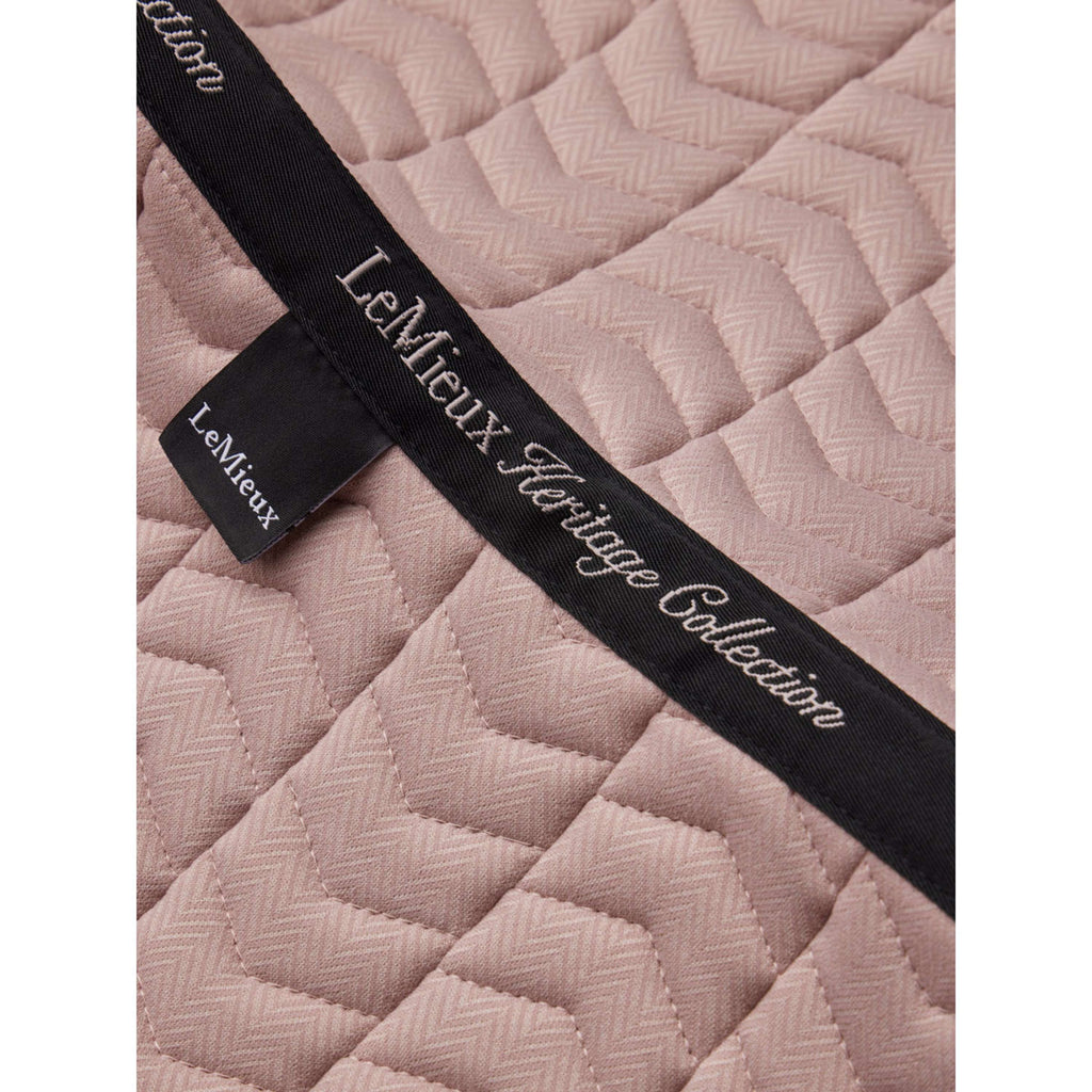 Czaprak LeMieux Heritage Herringbone kwadratowy ujeżdżeniowy Wild Rose