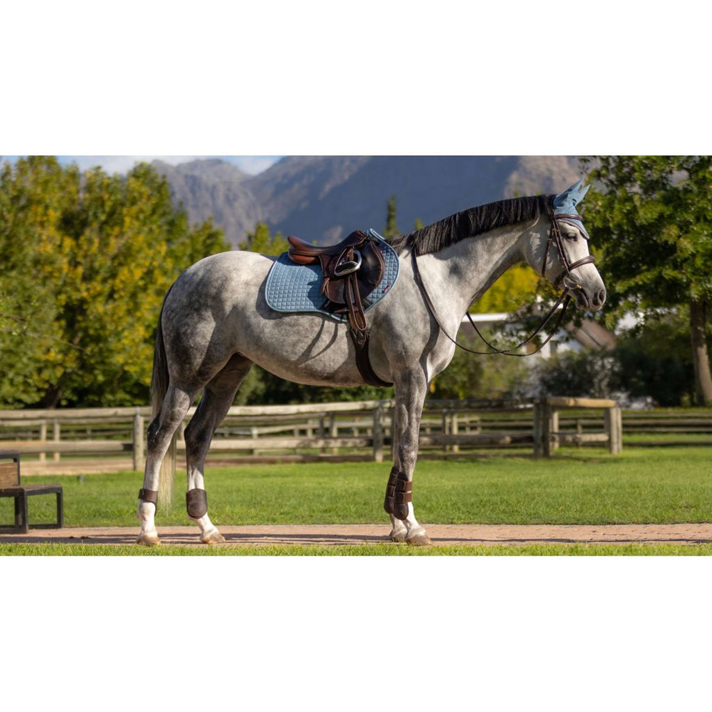 Czaprak LeMieux Suede Square Close Contact Ice Blue