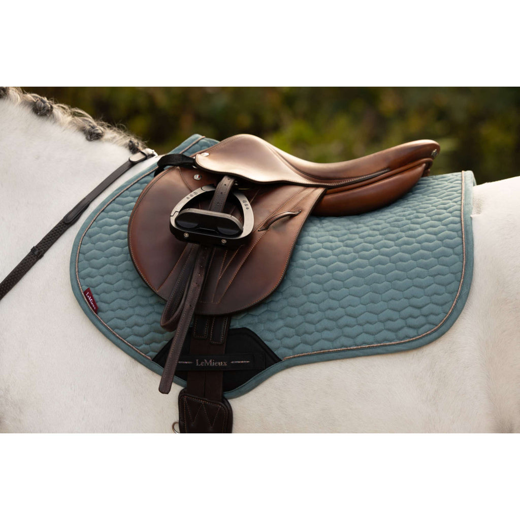 Czaprak LeMieux Suede Square Jumping Aloe