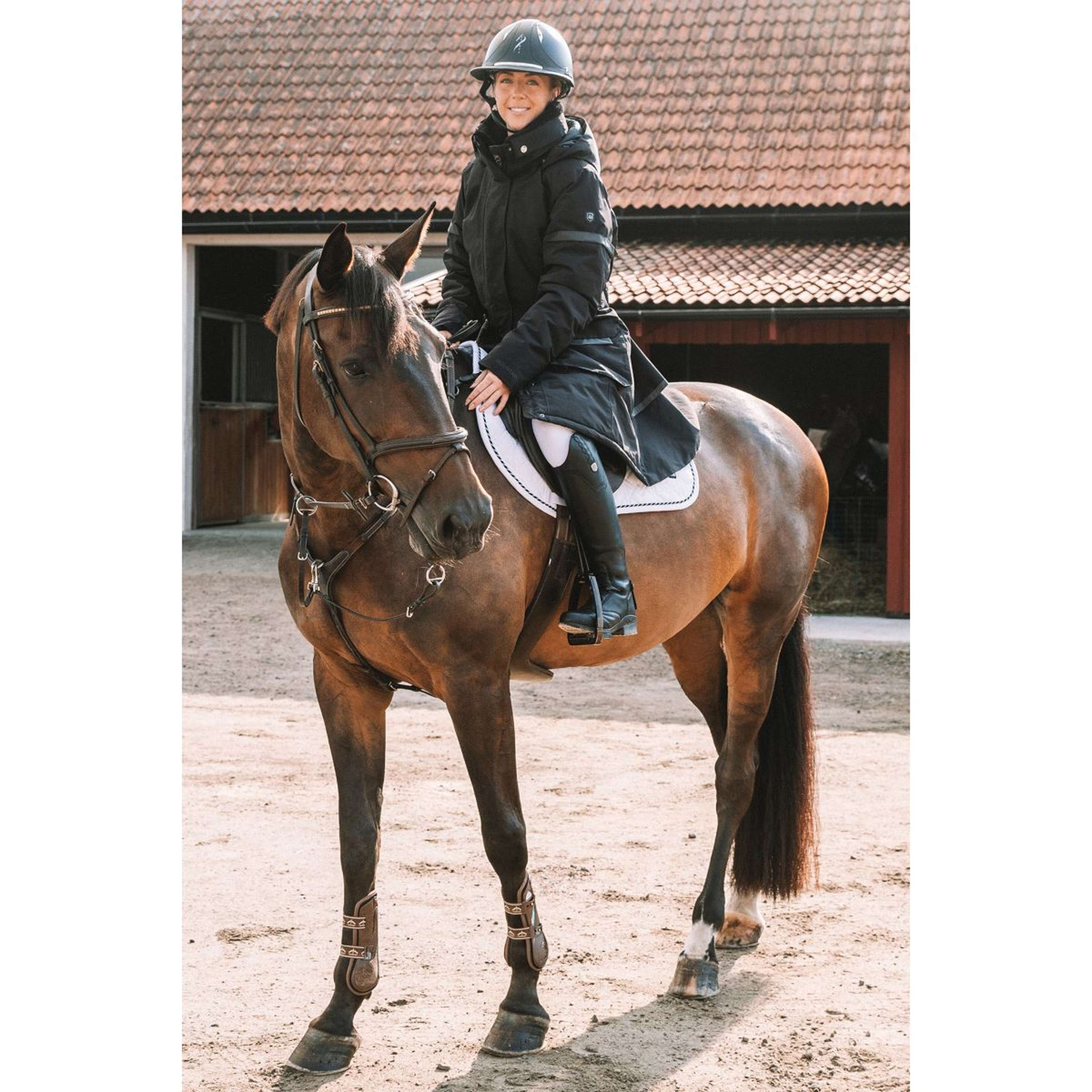 Mountain Horse Długi Płaszcz Saga Onyx Black