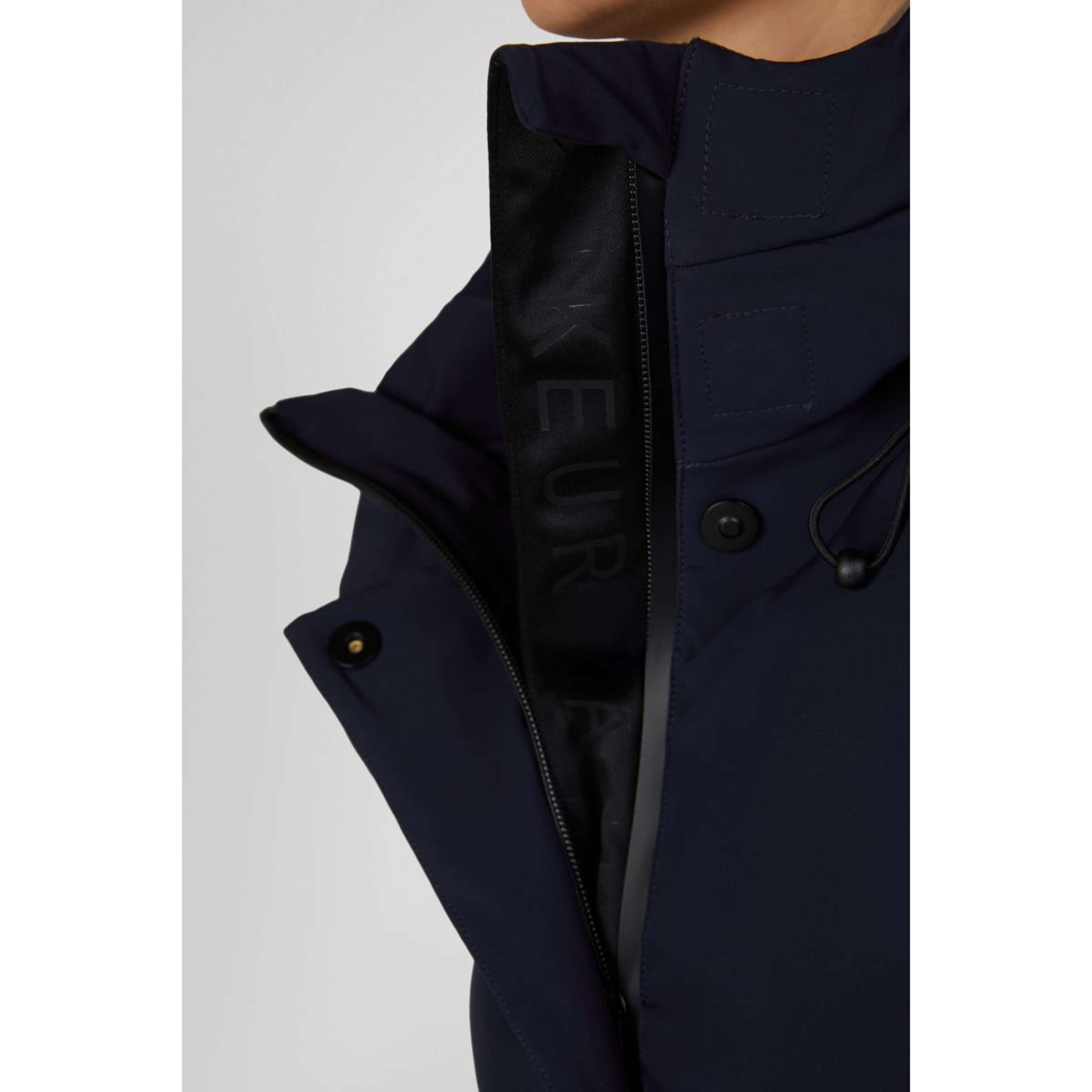 Pikeur Długi Płaszcz Quilted Raincoat Athleisure AW26 Nightblue