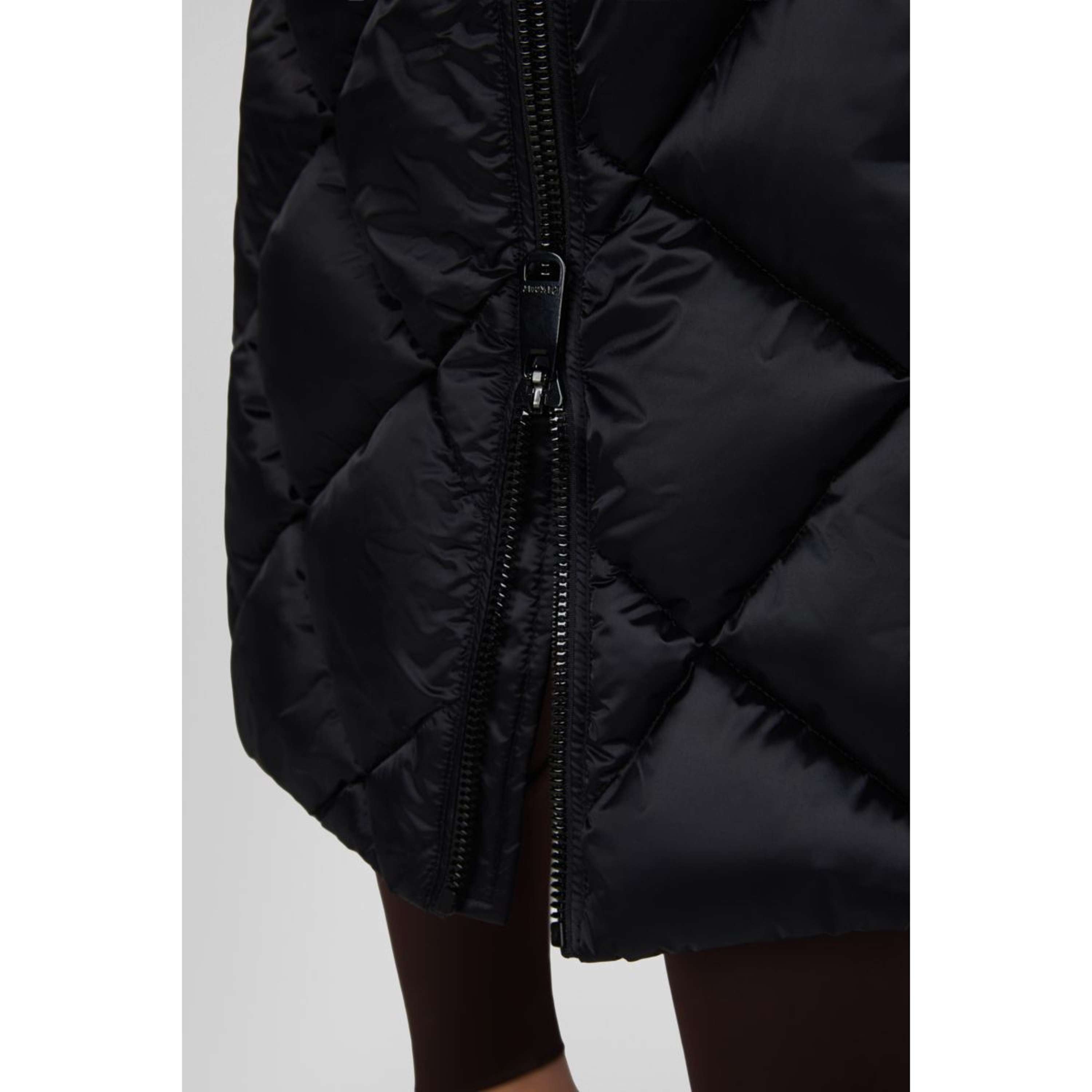 Pikeur Długi Płaszcz QuiltDiamond Selection AW26 Czarny