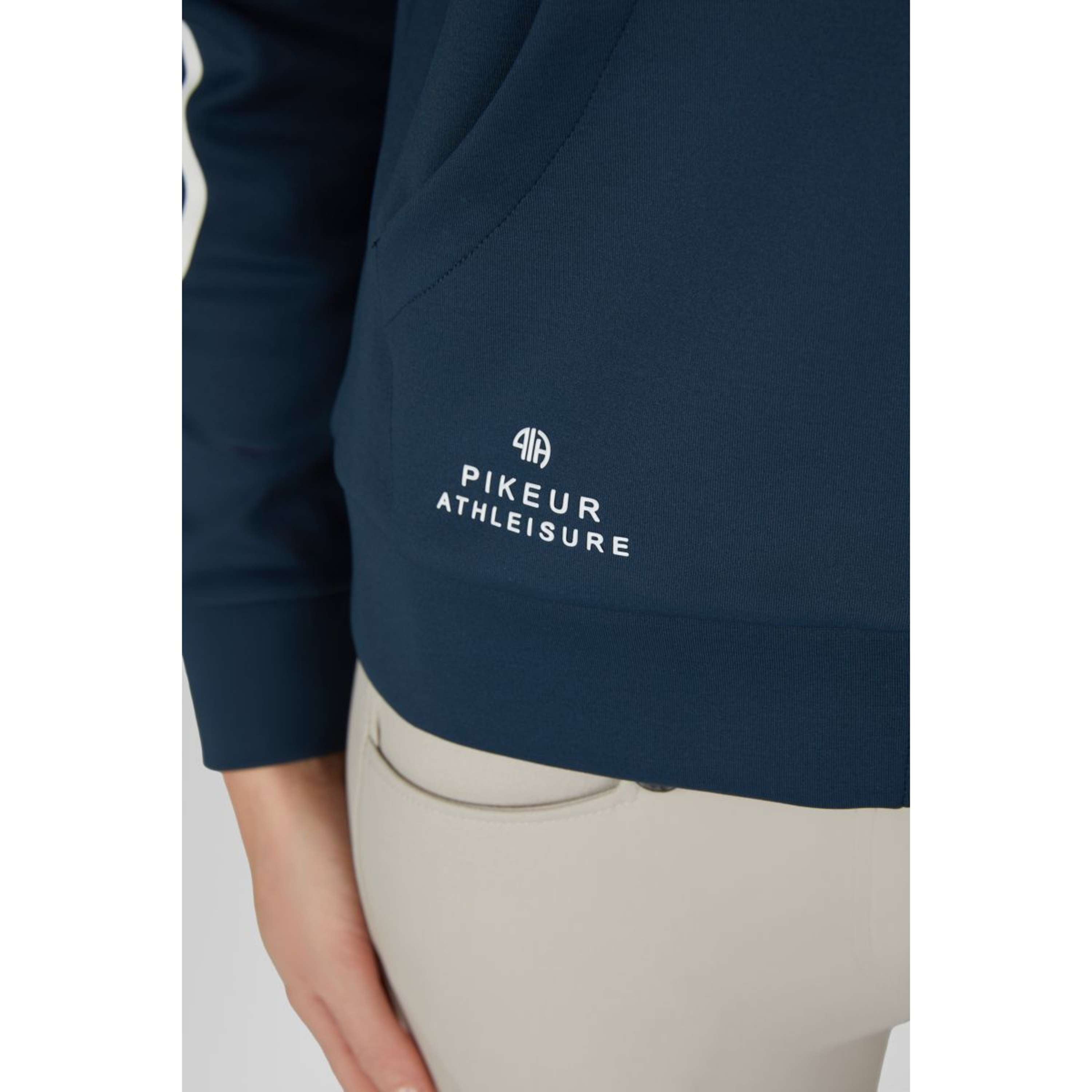 Pikeur Bluza Z Kapturem I Zamkiem Athleisure AW26 Pine Green