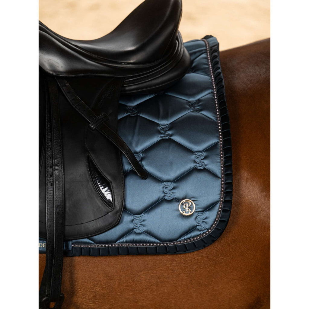 Czaprak PS of Sweden Ruffle Pearl Ujeżdżeniowy Shadow Blue
