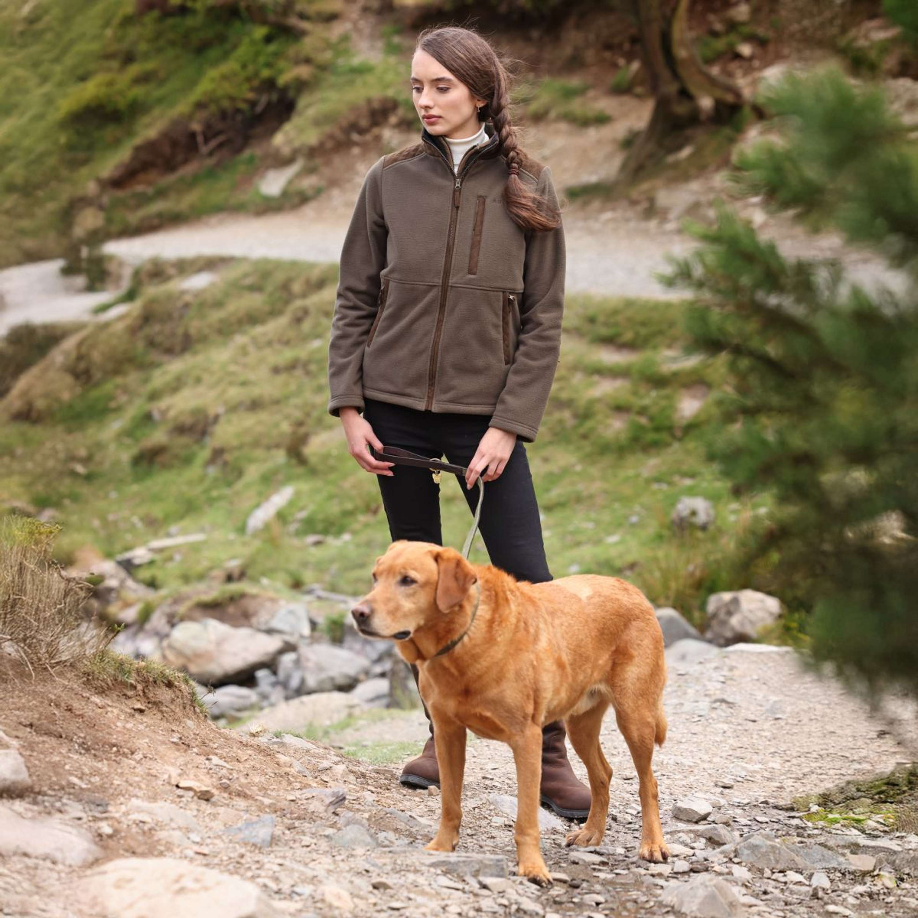 Aubrion by Shires Bluza Z Kapturem I Zamkiem Heritage Fleece Ciemnooliwkowy