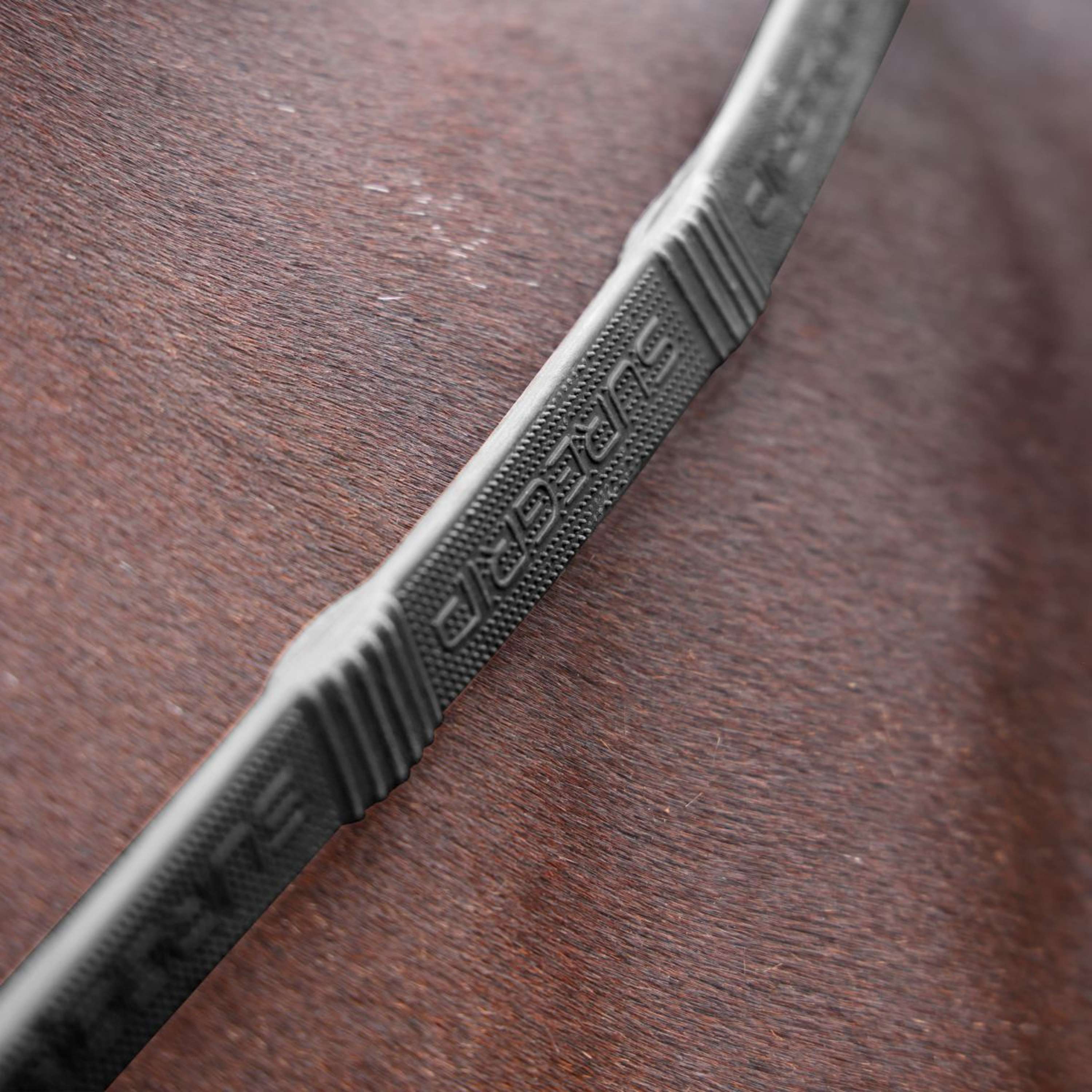 Wodze Velociti Lusso Elite Pro SureGrip marki Shires, czarne