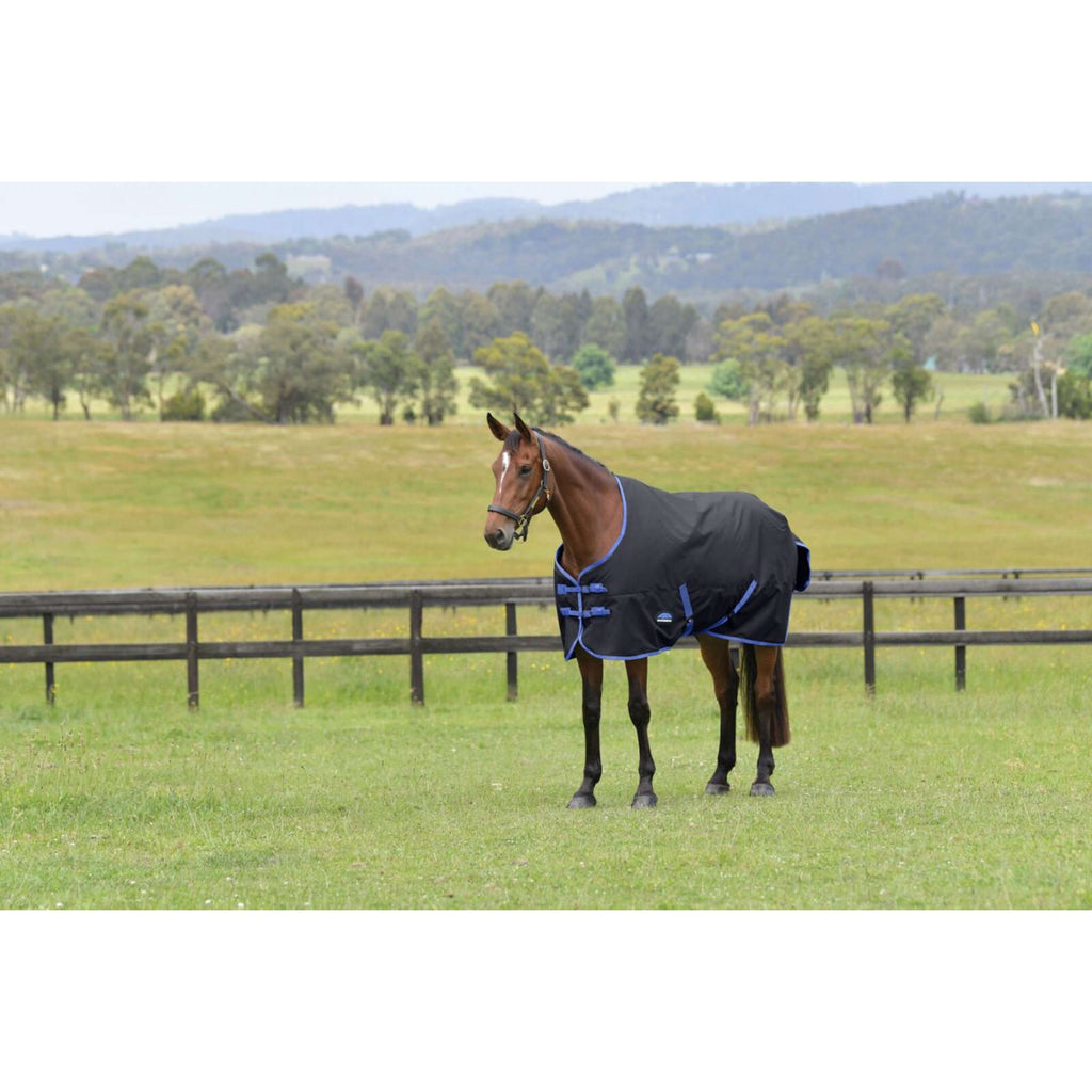 WeatherBeeta ComFiTec Tyro Turnout Standard Neck 220g Czarny/Kobaltowy